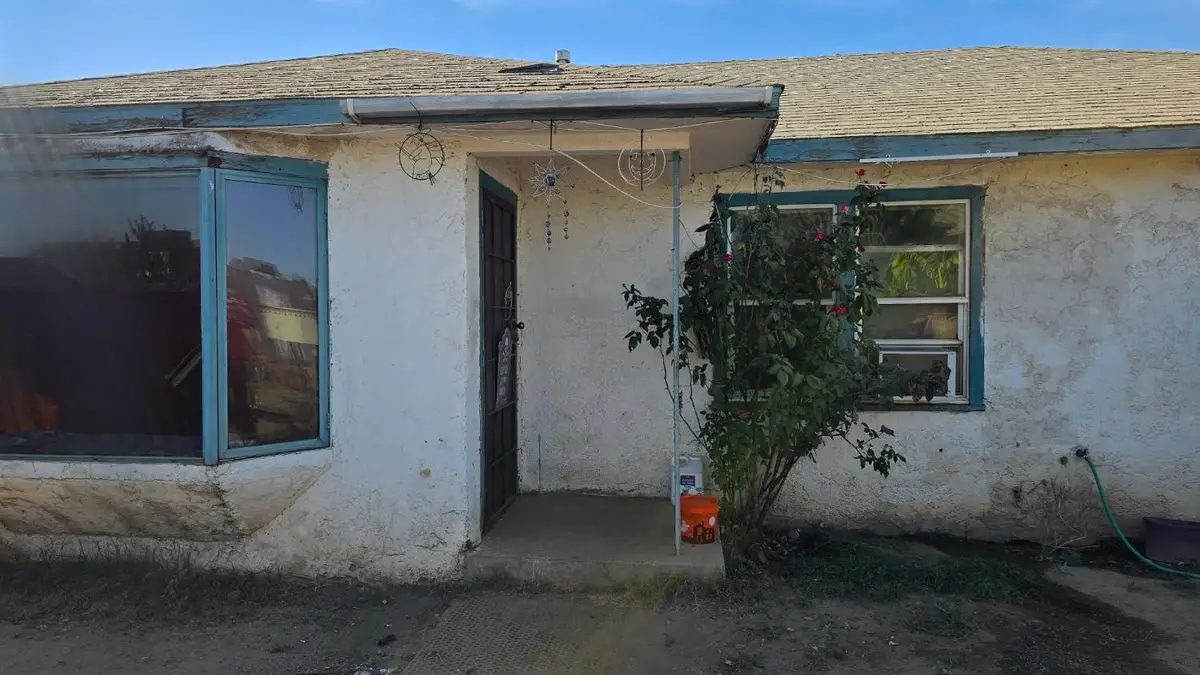 4832 N Barcus Avenue, Fresno, CA 93722 - #1