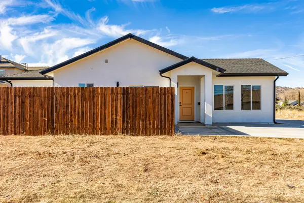 21261 Golden Hills Blvd, Tehachapi, CA 93561