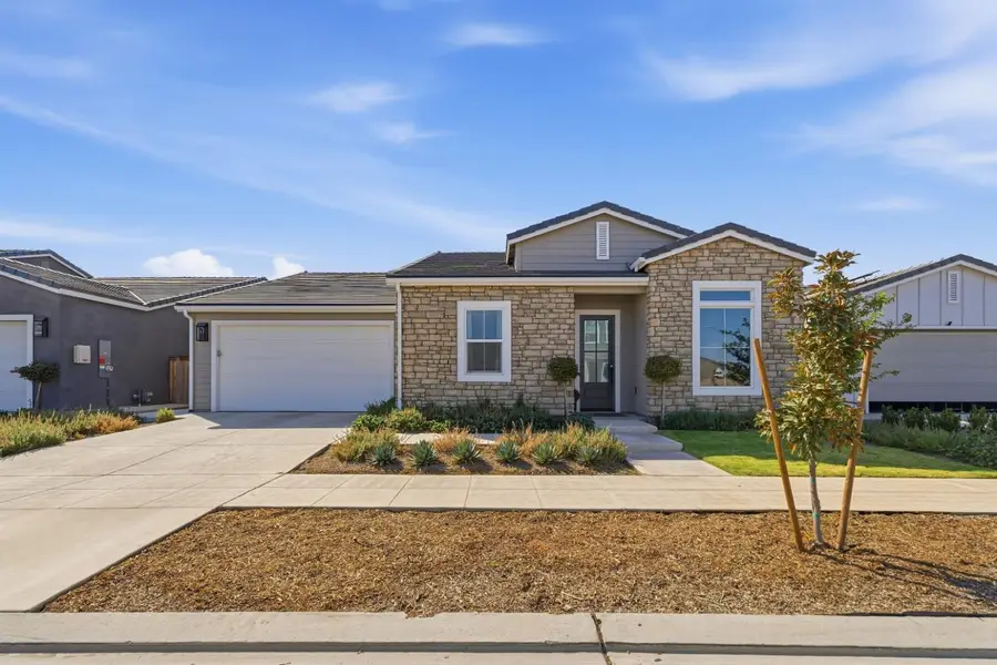 2232 N Russell Avenue, Clovis, CA 93619 - #3