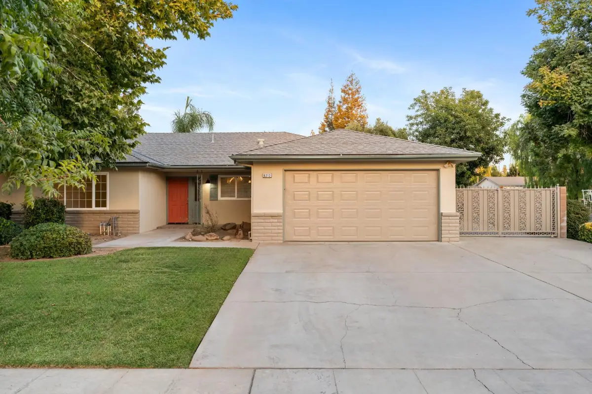 6212 N Feland Avenue, Fresno, CA 93711 - #1