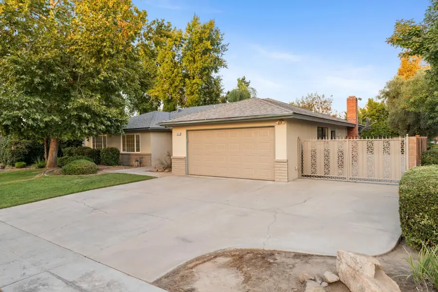 6212 N Feland Avenue, Fresno, CA 93711 - #2