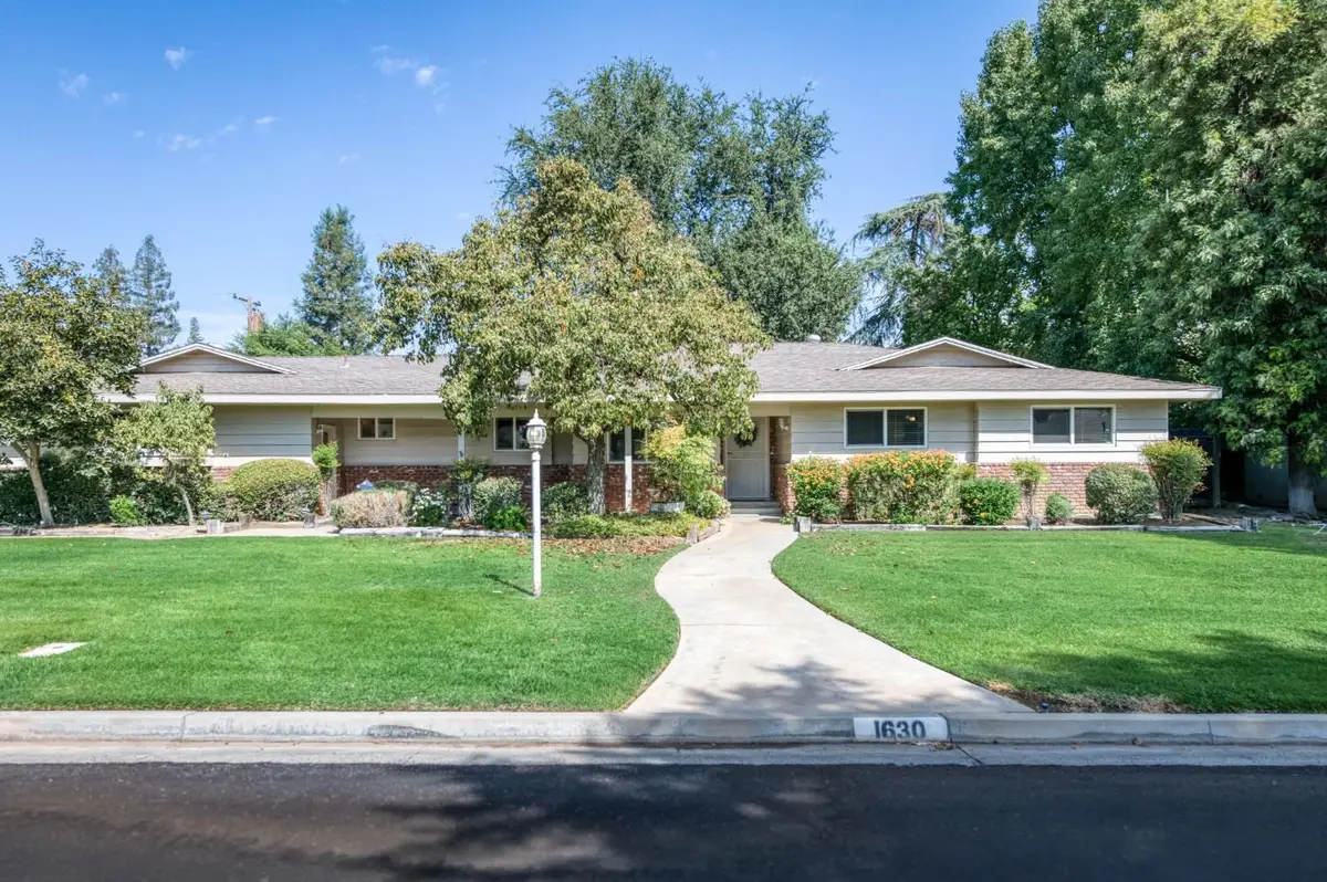 1630 W Robinwood Lane, Fresno, CA 93711 - #1