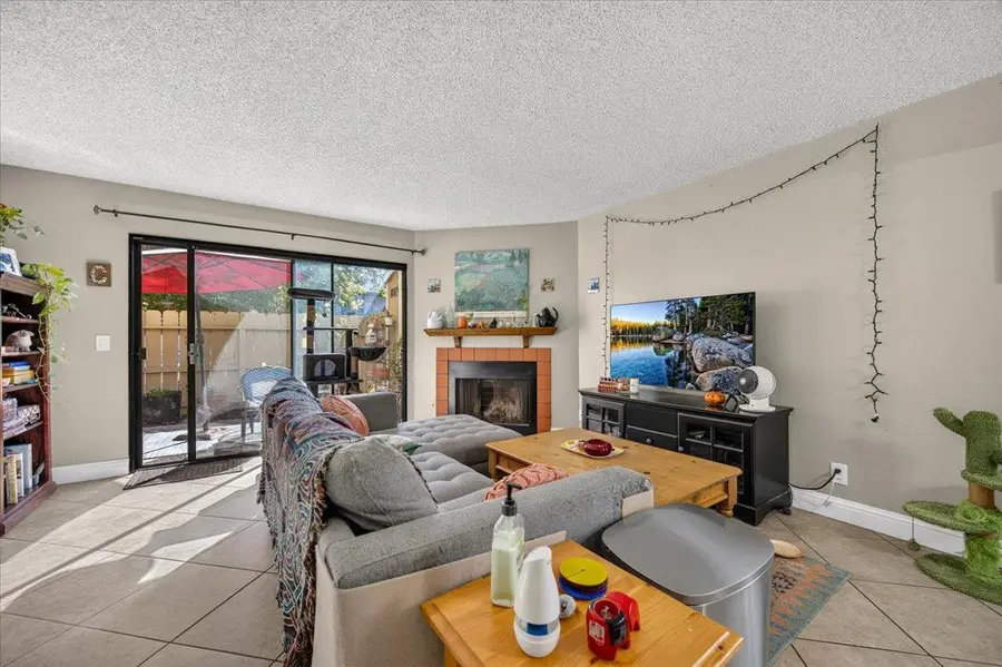 4875 N Backer Avenue #110, Fresno, CA 93726 - #3