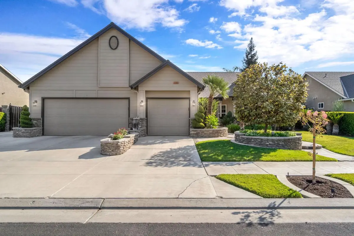 558 W Serena Avenue, Clovis, CA 93619 - #1