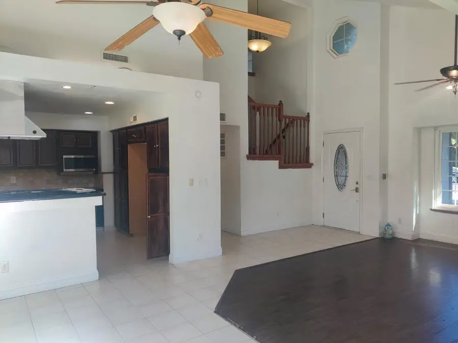 2259 Stuart Avenue, Clovis, CA 93611 - #3