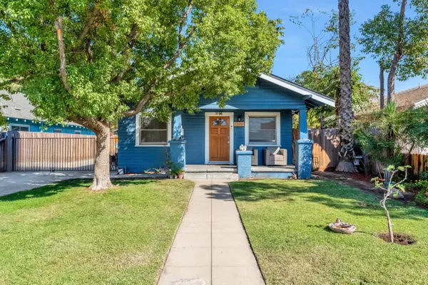 1370 N Farris Avenue, Fresno, CA 93728