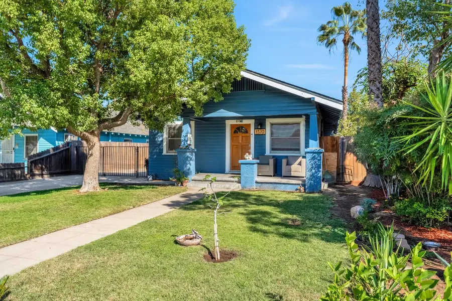 1370 N Farris Avenue, Fresno, CA 93728 - #2