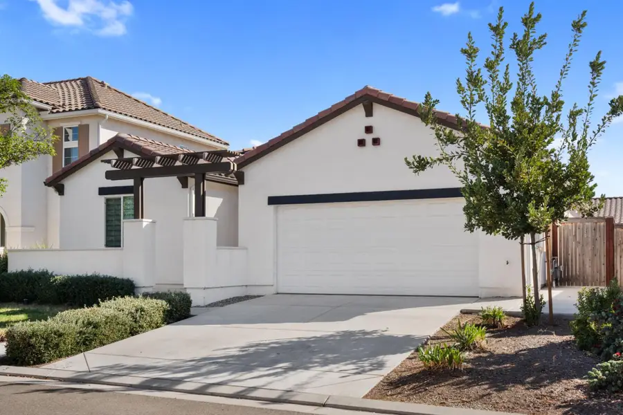 640 Wood Crest Avenue, Madera, CA 93636 - #2