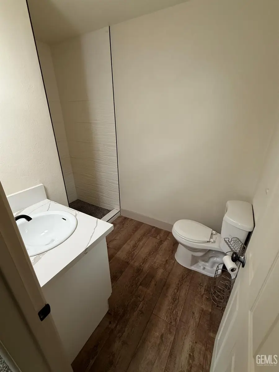 3321 Jade, Bakersfield, CA 93306 - #3