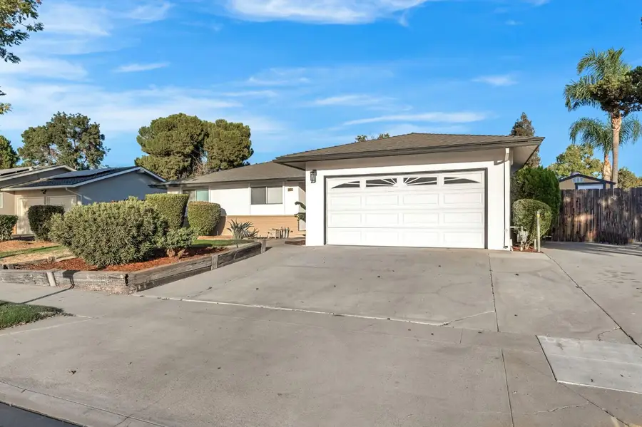6826 N Chestnut, Fresno, CA 93710 - #2