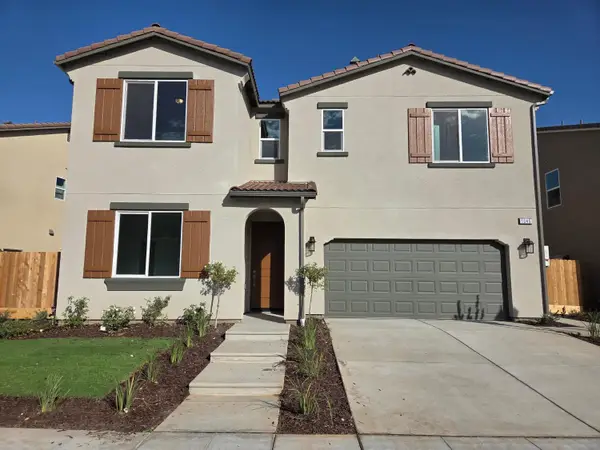 1045 Talus Way S, Madera, CA 93636