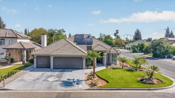 7542 N Wolters Avenue, Fresno, CA 93720