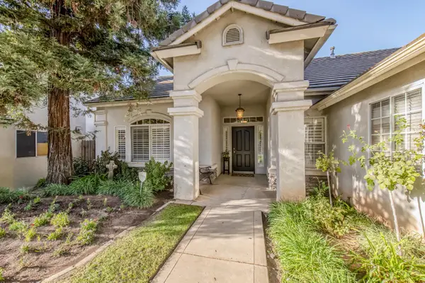2310 E Desert Island Drive, Fresno, CA 93730