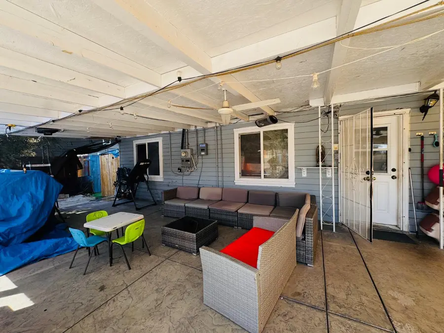 3029 Crestline Road, Bakersfield, CA 93306 - #3