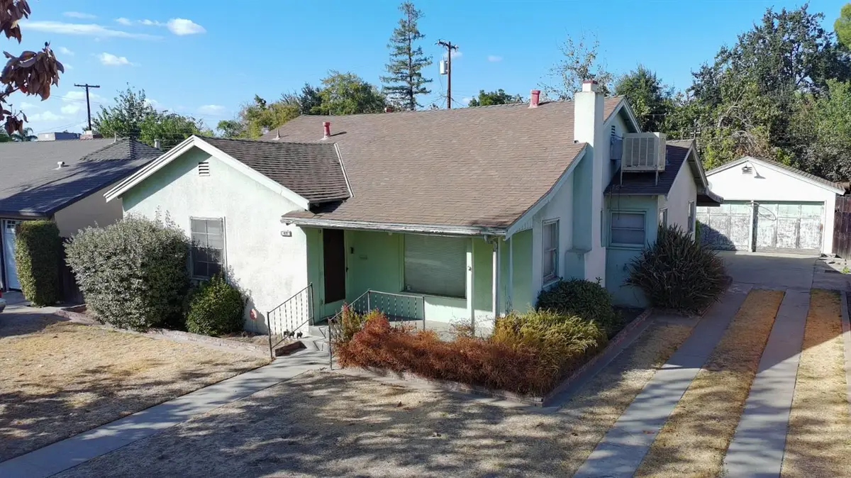 43 E Cortland Avenue, Fresno, CA 93704 - #1