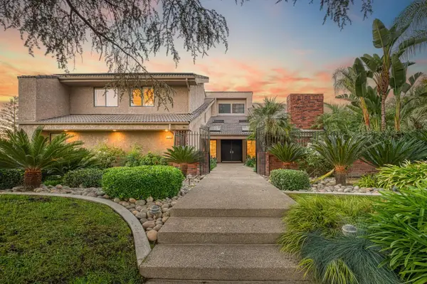 2788 W Bluff Avenue, Fresno, CA 93711