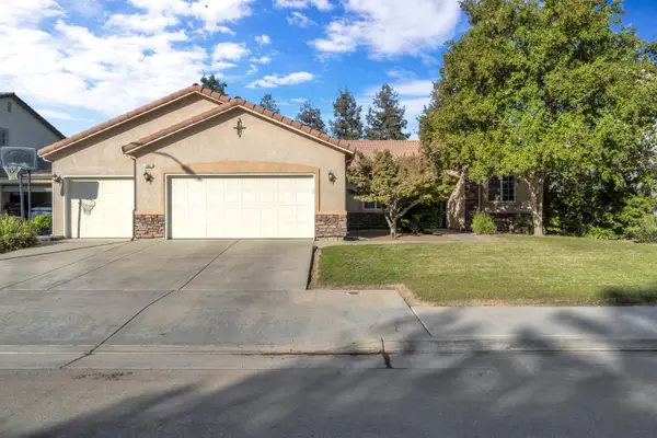 690 Carey Avenue, Fowler, CA 93625