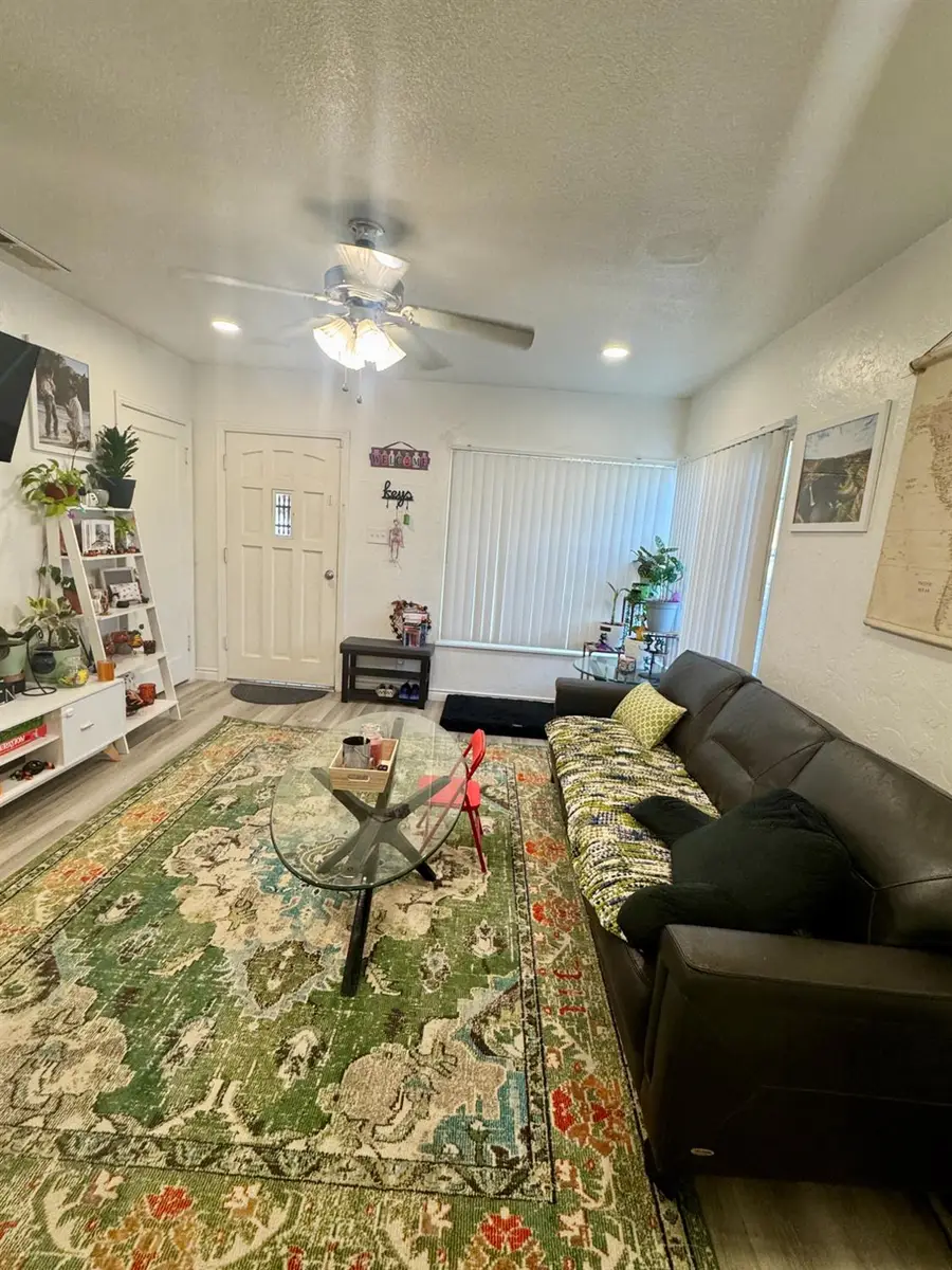 4774 E Hammond Avenue, Fresno, CA 93703 - #3