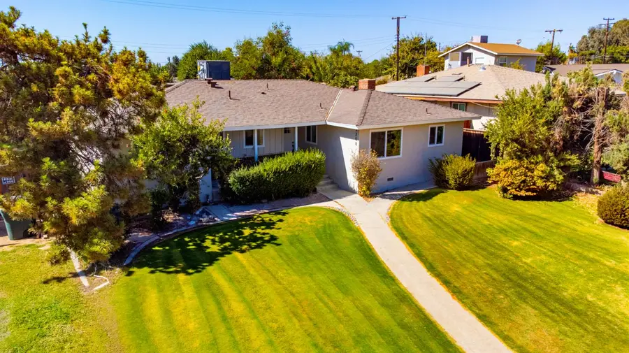 3208 Hollins Street, Bakersfield, CA 93305 - #3