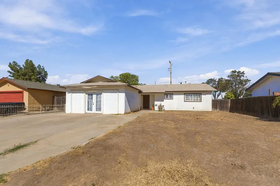 10208 Haven Lane, Hanford, CA 93230 - #2