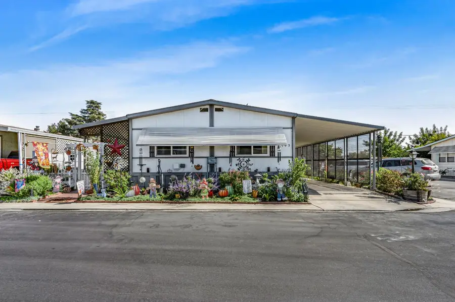 1551 6th Avenue Drive #145, Kingsburg, CA 93631 - #3