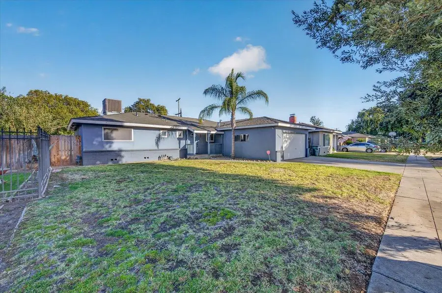 4308 N Cedar Avenue, Fresno, CA 93726 - #2