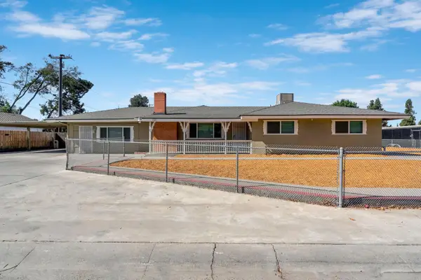 337 Chinowth, Visalia, CA 93291