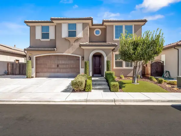 2710 N Laverne Avenue, Fresno, CA 93727