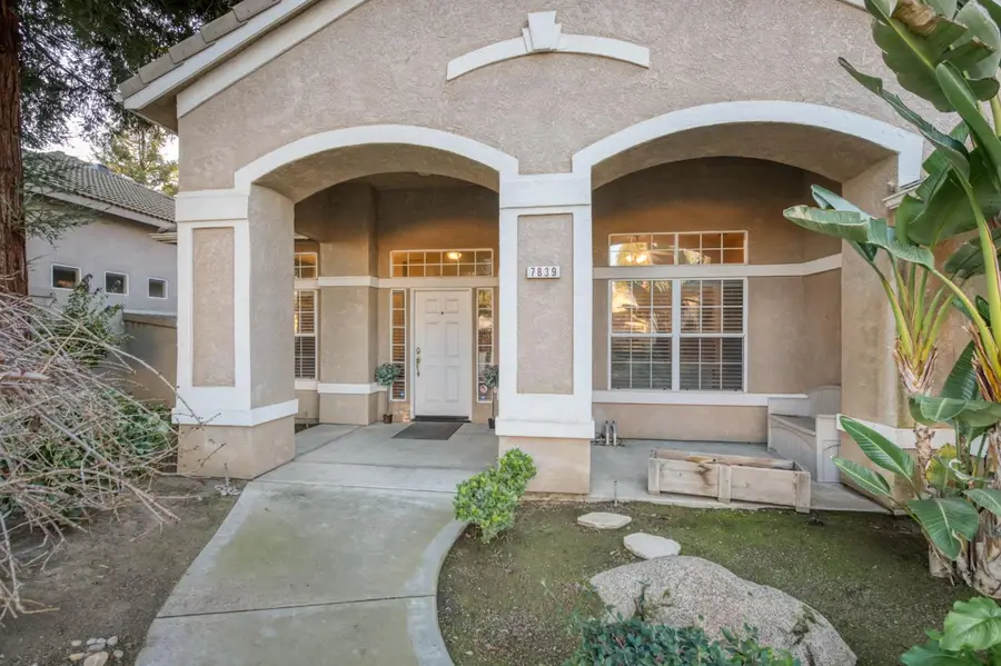 7839 N Carnegie Avenue, Fresno, CA 93722 - #3