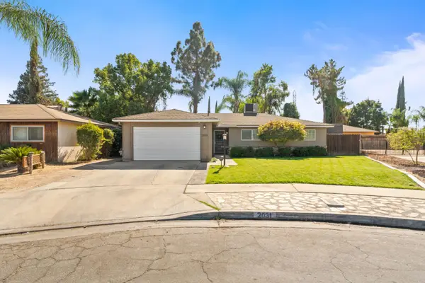 2031 W Donner Avenue, Fresno, CA 93705