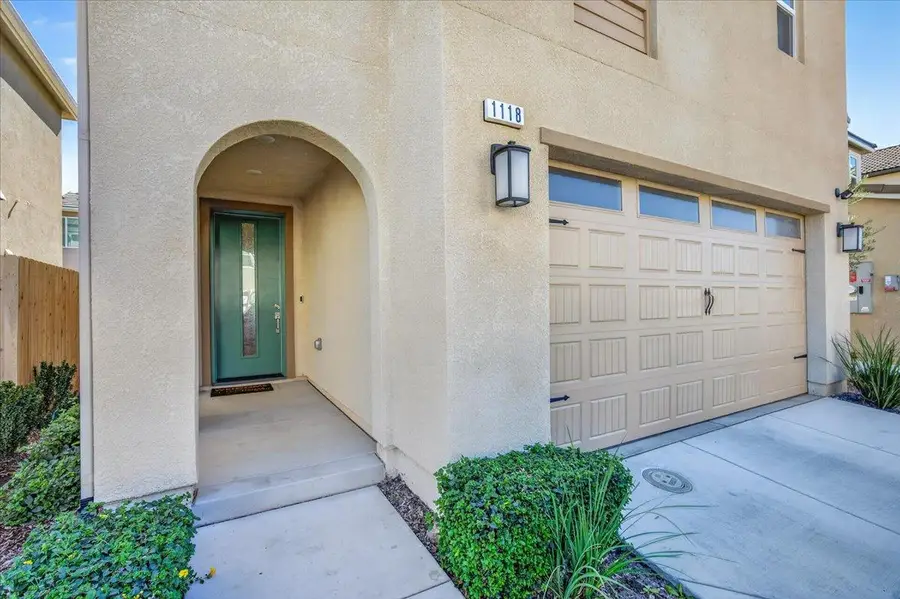 1118 N Elevations Way W, Madera, CA 93636 - #2