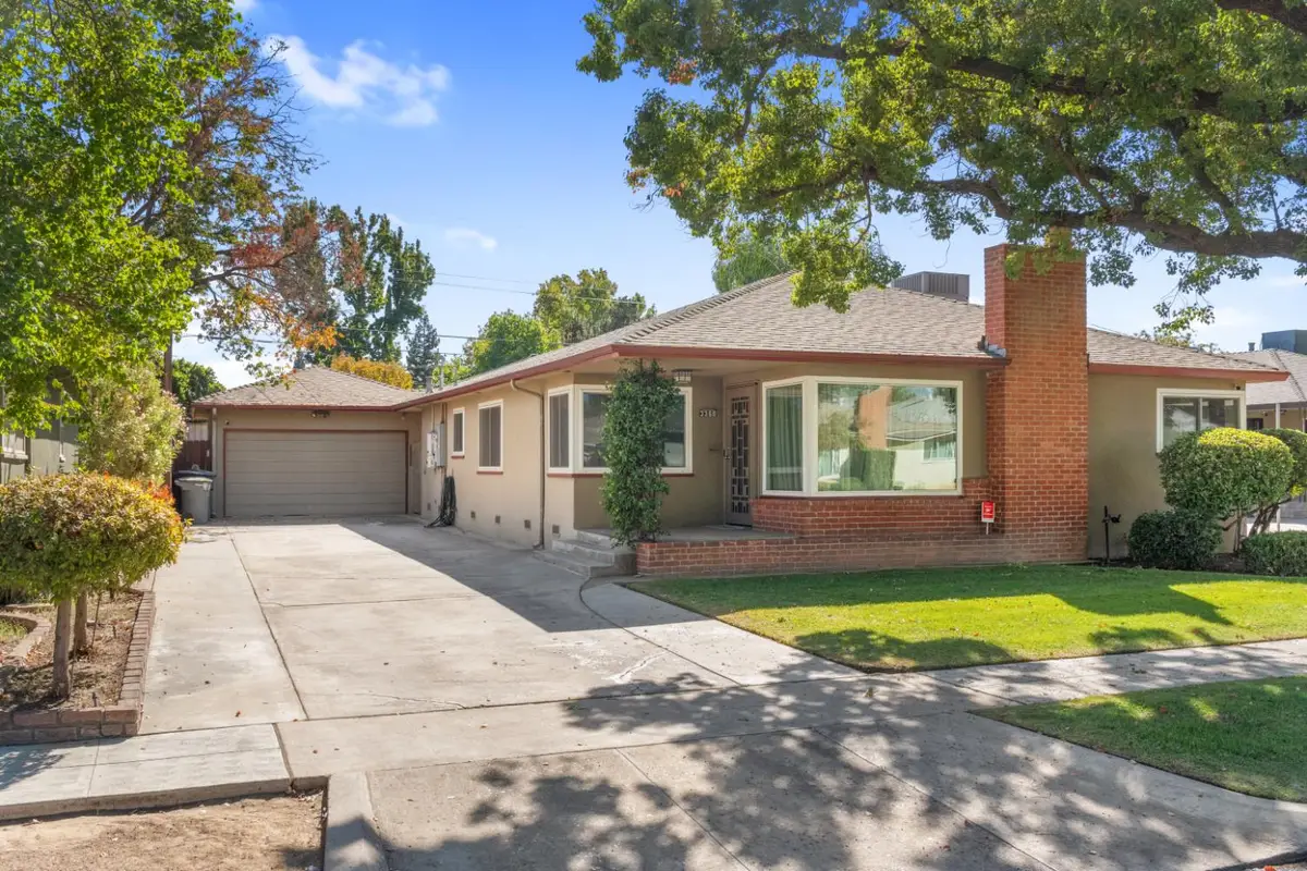 3368 E Holland Avenue, Fresno, CA 93726 - #1