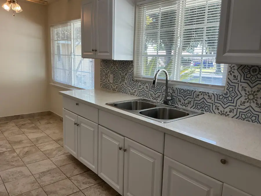 2902 N Fisher Street, Fresno, CA 93703 - #3