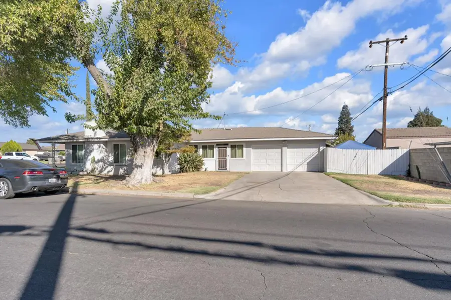 4702 E Cornell Avenue, Fresno, CA 93703 - #2