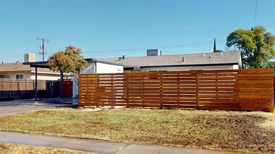 4302 N Holt Avenue, Fresno, CA 93705 - #3