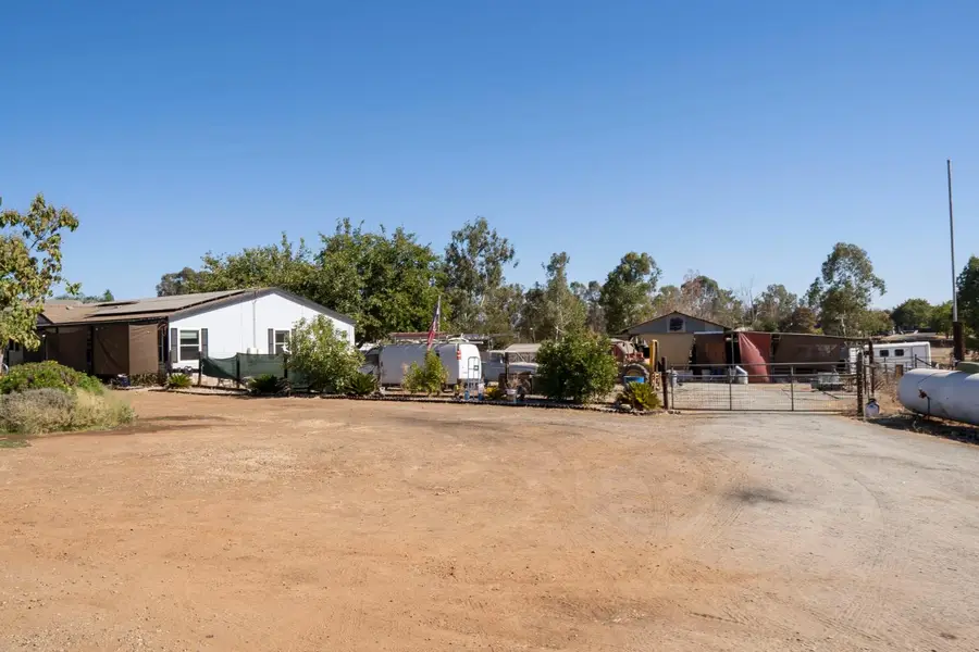 6136 N Bethel Avenue, Clovis, CA 93619 - #3