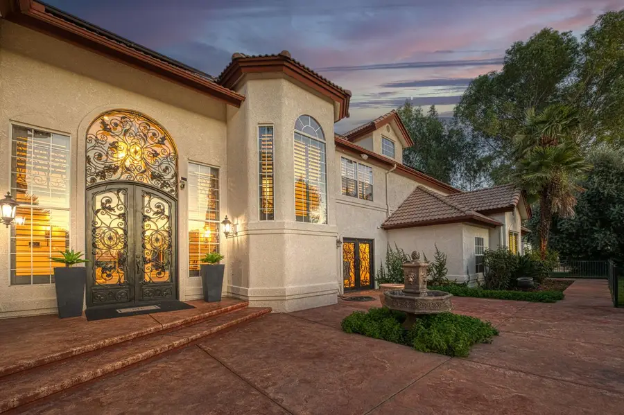 5334 N Marjan Avenue, Clovis, CA 93619 - #3