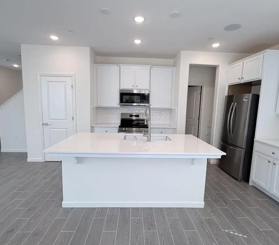 1490 Woodhill Lane, Clovis, CA 93619 - #3