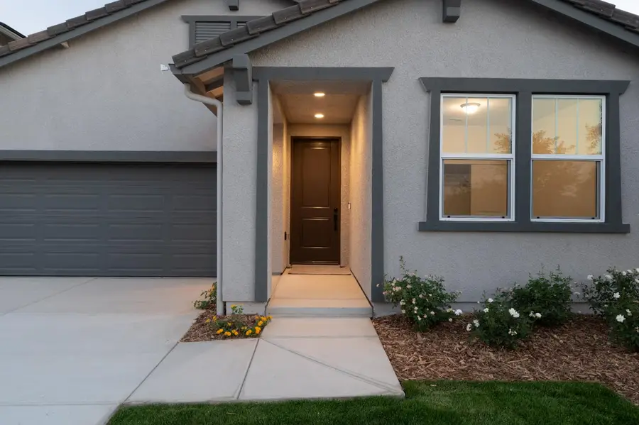 964 Ponderosa Way W, Madera, CA 93636 - #3
