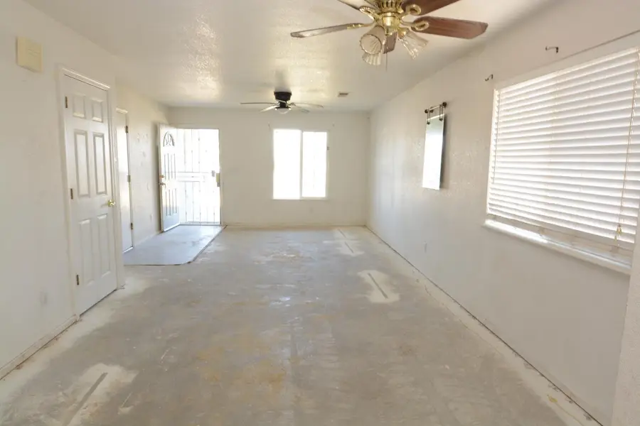 135 N 15th Street, Chowchilla, CA 93610 - #3
