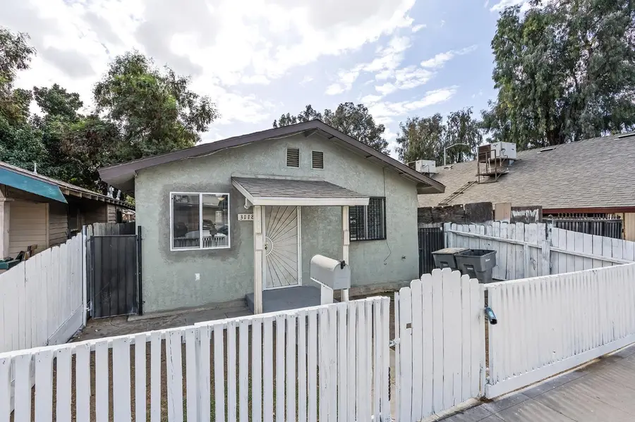 3118 E Mckenzie Avenue, Fresno, CA 93702 - #2