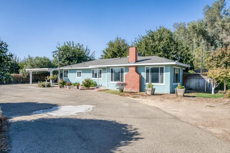 5713 S Academy Avenue, Del Rey, CA 93616 - #3