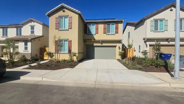 2932 E Ava Drive, Fresno, CA 93730
