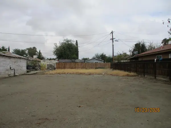 14 E Whitney Street, Avenal, CA 93204