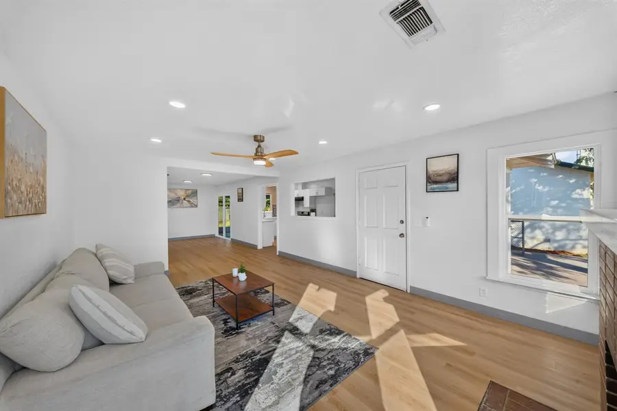 5031 E Tyler Avenue, Fresno, CA 93727 - #3