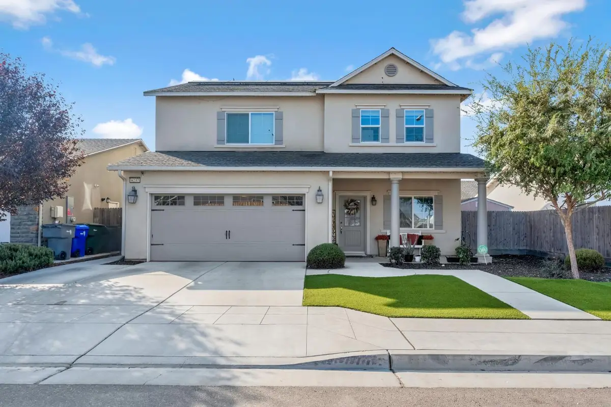 6237 E Garland Avenue, Fresno, CA 93727 - #1