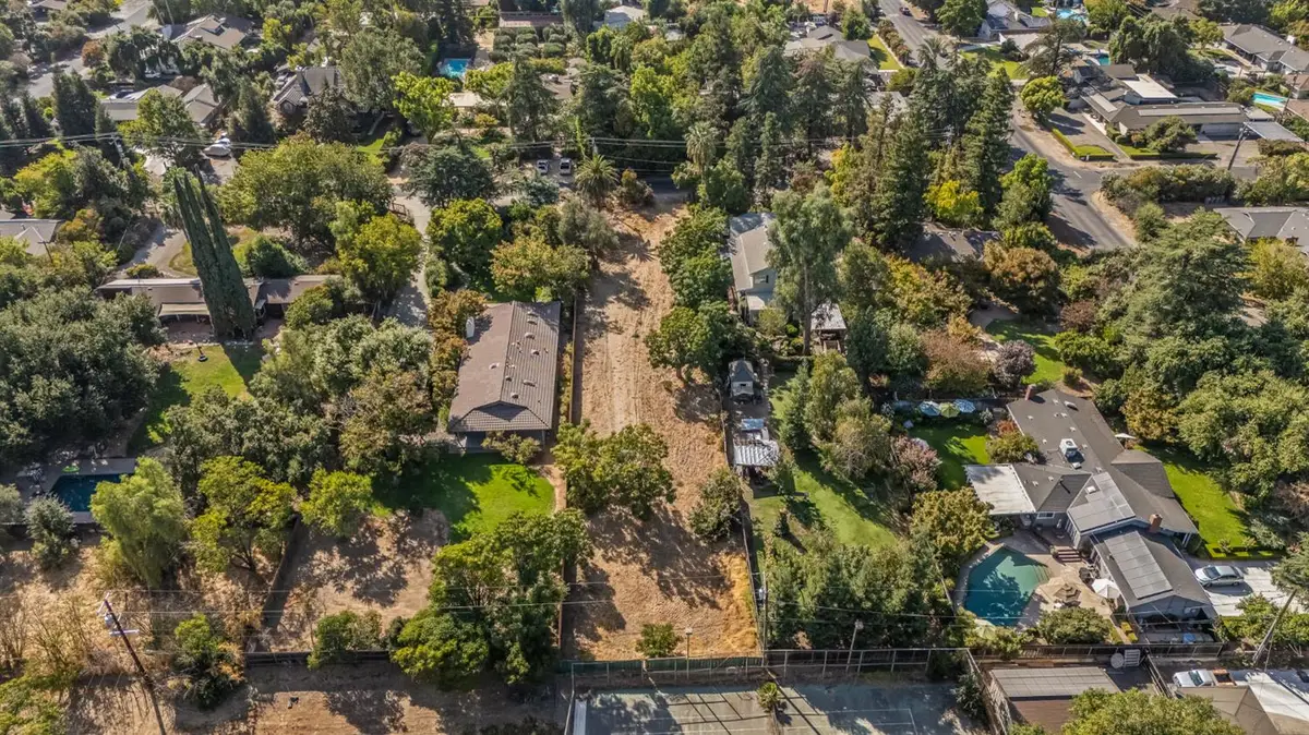 4566 N College Avenue, Fresno, CA 93704 - #1