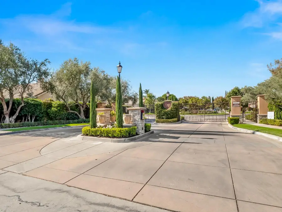 2056 W Via Lante, Fresno, CA 93711 - #2