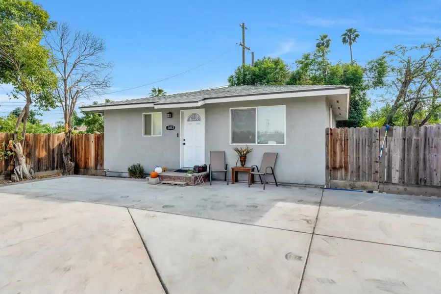 3012 E Floradora Avenue, Fresno, CA 93703 - #3