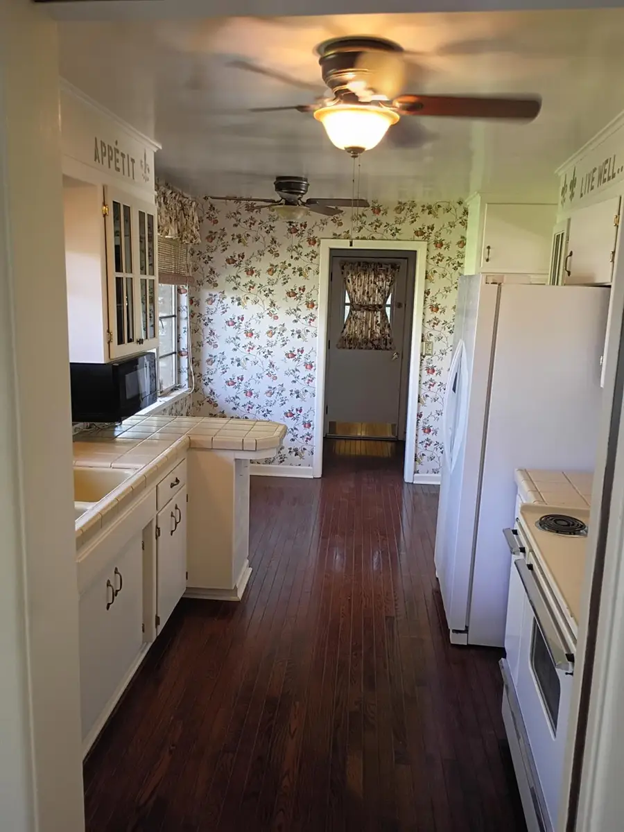1743 W Harvard Avenue, Fresno, CA 93705 - #3